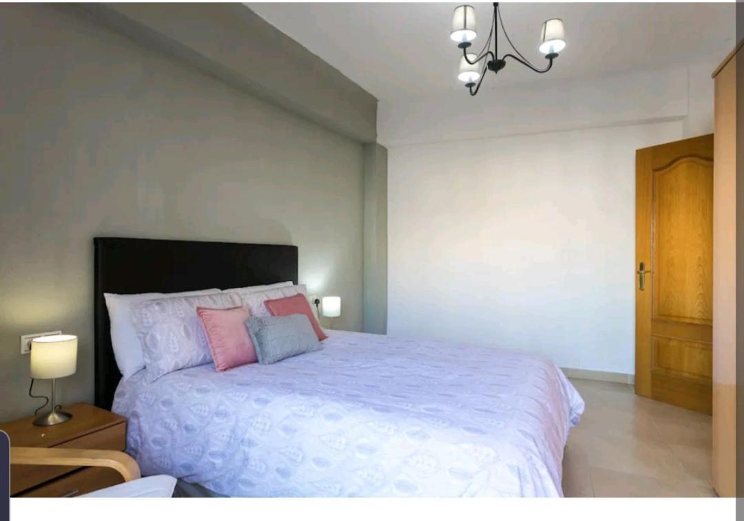 Apartamento coqueto a un minuto de la Explanada Alicante Esterno foto