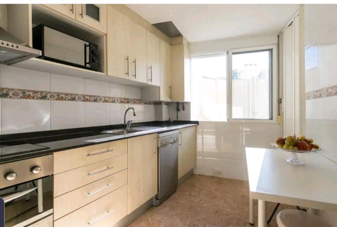 Apartamento coqueto a un minuto de la Explanada Alicante Esterno foto